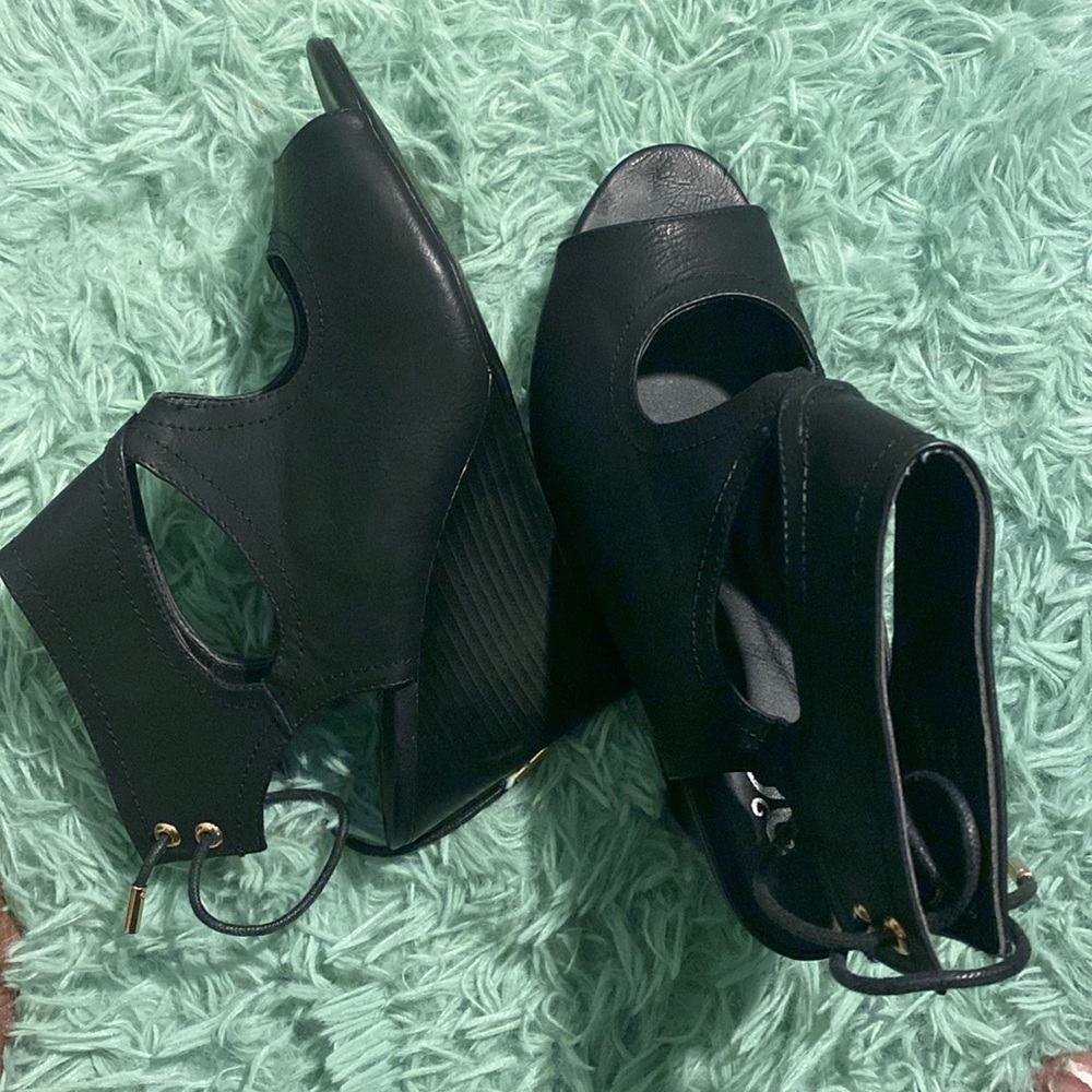 JC 3” Wedge heel tie back pumps with cutouts